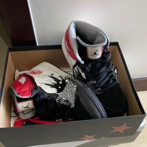 DAVE WHITE x JORDAN 1 RETRO